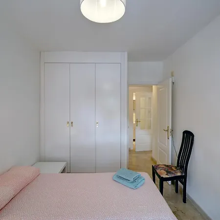 Modern Golden Mile Apartment
